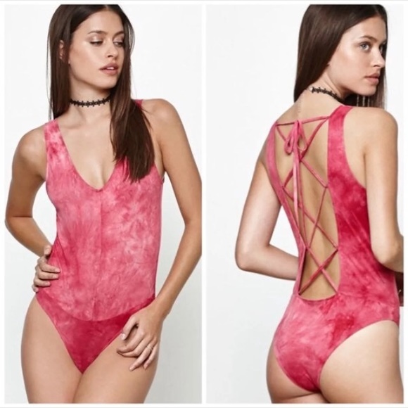 Honey Punch pink bodysuit suede Lace-up size small - Picture 6 of 8